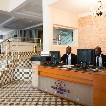 Room In Lodge - Grand Ibro Hotel Abuja Jabi Exterior foto