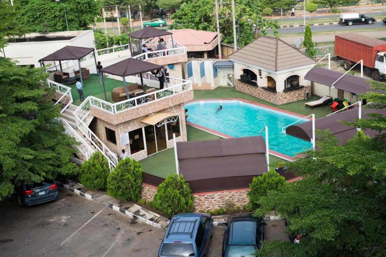 Room In Lodge - Grand Ibro Hotel Abuja Jabi Exterior foto