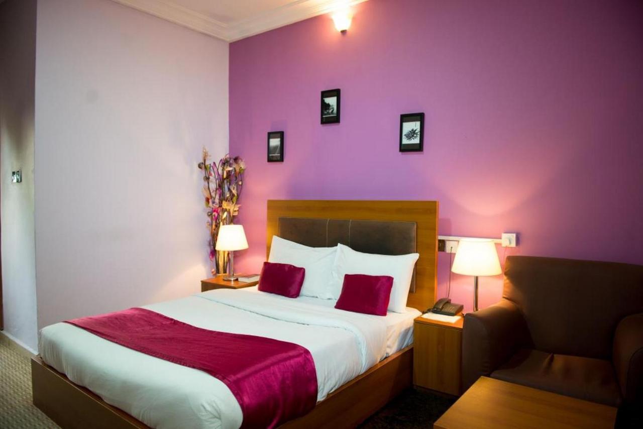 Room In Lodge - Grand Ibro Hotel Abuja Jabi Exterior foto